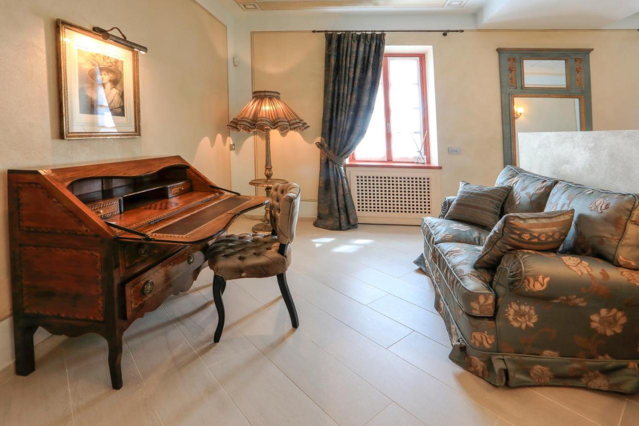 Relais Villa Prato Mombaruzzo Buitenkant foto
